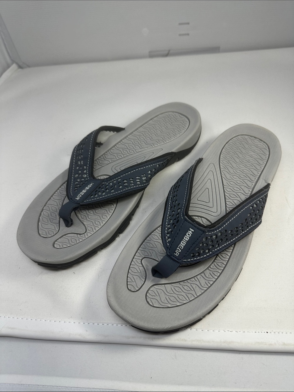 Hobibear Flip flops. Size 42. Men’s US 8 or 9